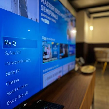 Апартаменти Regina Milano In Verona - Sky Tv, Wifi E Breakfast Box Екстер'єр фото